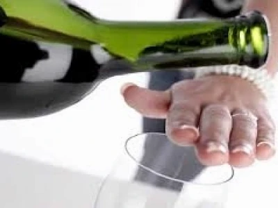 10 Tác Hại Khôn Lường Của Rượu Bia Đối Với Sức Khỏe Con Người Năm 2026