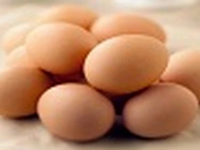 Tại sao lăn trứng gà giúp làm tan máu bầm hiệu quả?