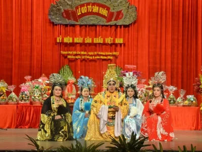Tổ Nghề Sân Khấu Là Ai? Hé Lộ Bí Ẩn Về Người Khai Sinh Nghệ Thuật Biểu Diễn