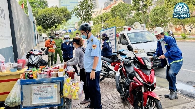 Mức phạt đối với những hành vi lấn chiếm lòng lề đường theo quy định của pháp luật