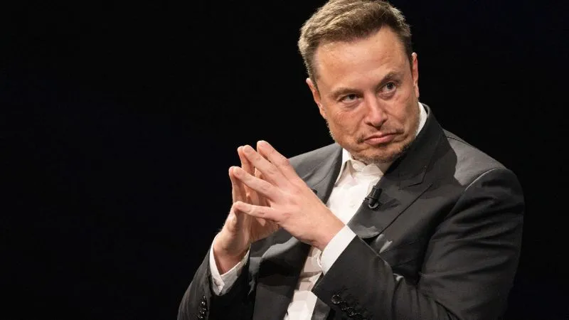 Hoạt động cá nhân Elon Musk 12