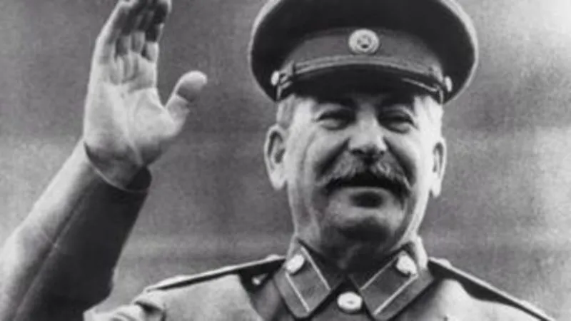 Số người chết dưới chế độ Stalin 13