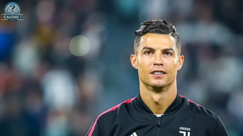 Tiểu sử Ronaldo 10